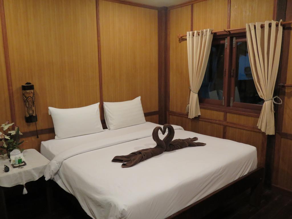 V-View Beach Resort Baan Tai Zimmer foto
