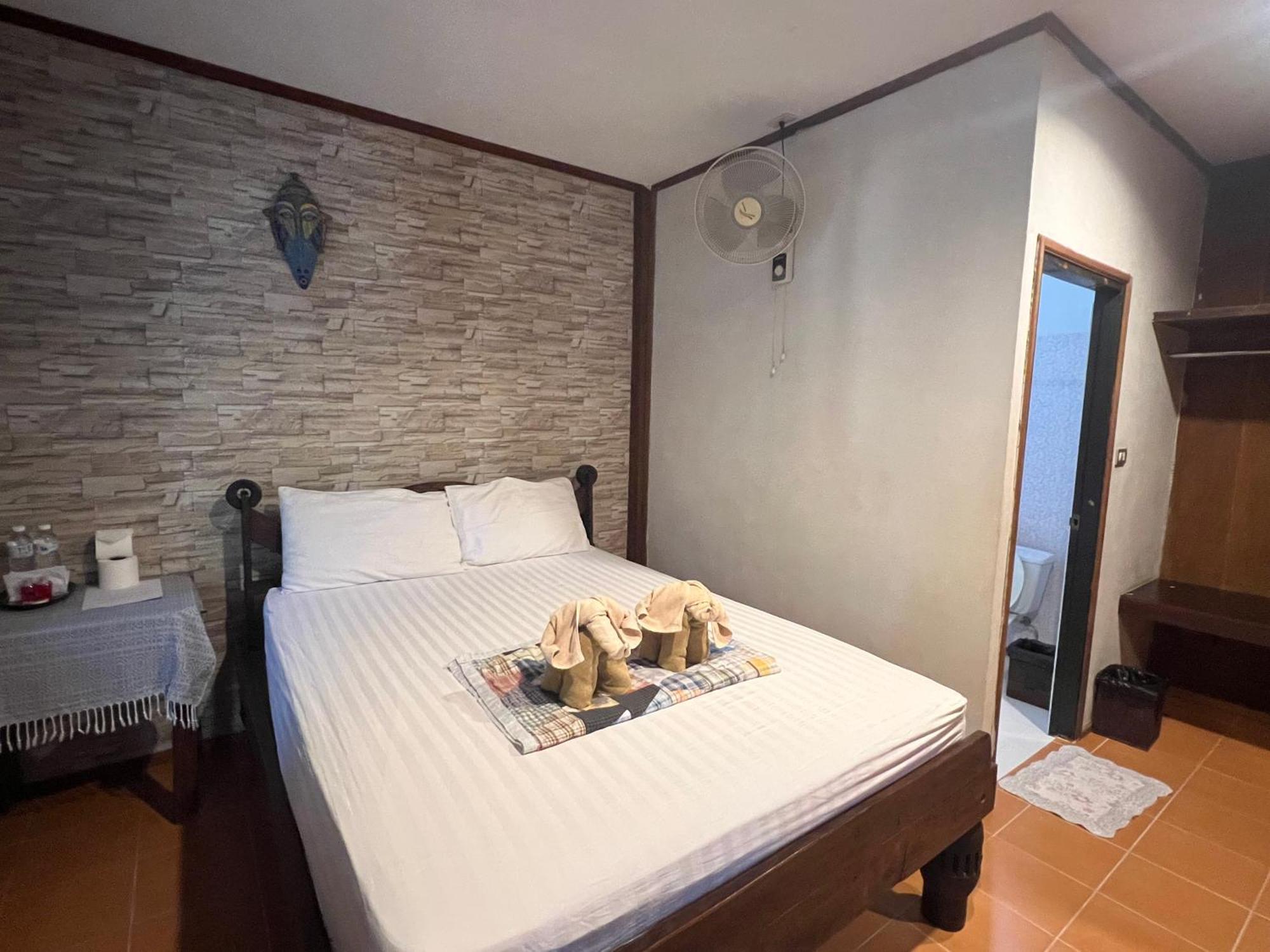 V-View Beach Resort Baan Tai Exterior foto