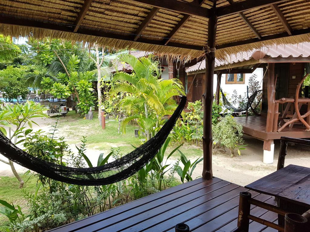 V-View Beach Resort Baan Tai Exterior foto